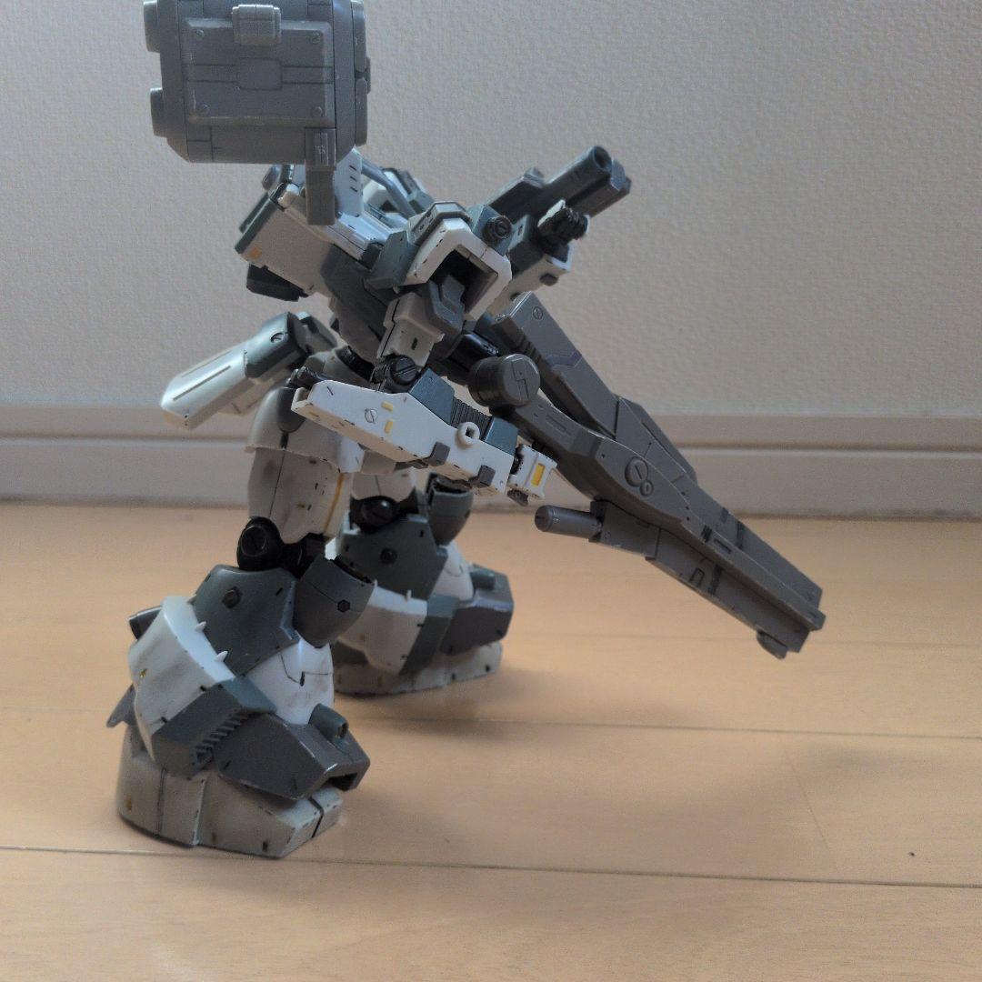 アーマードコアV.Iシリーズ 1/72 フォックスアイ(塗装済、完成品