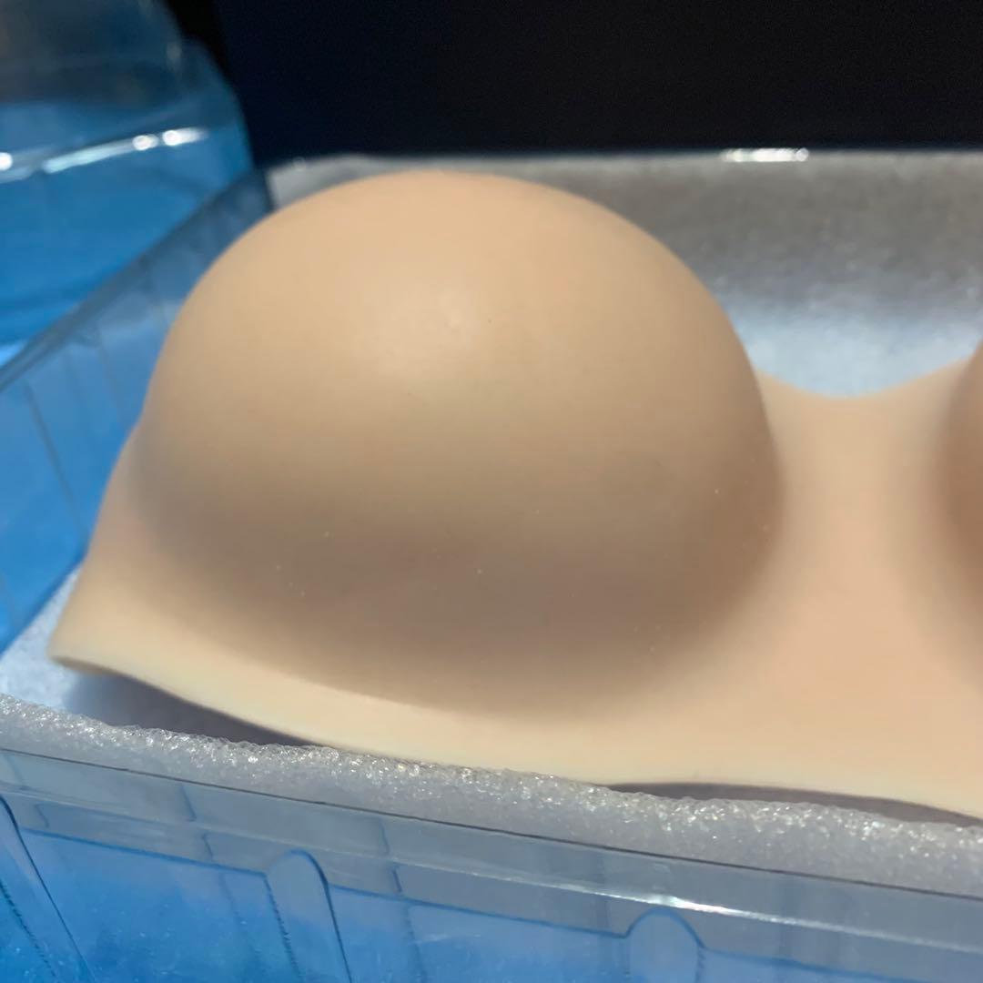 ROANYER シリコンバストBカップ 男女兼用　女装 ヌード　ブラ　シリコン