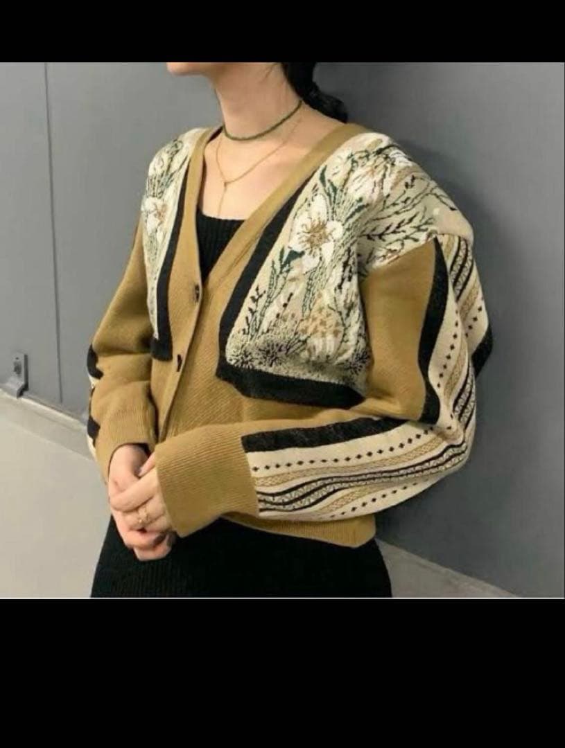 MURRAL ベージュ 長袖カーディガン 花柄 - メルカリ