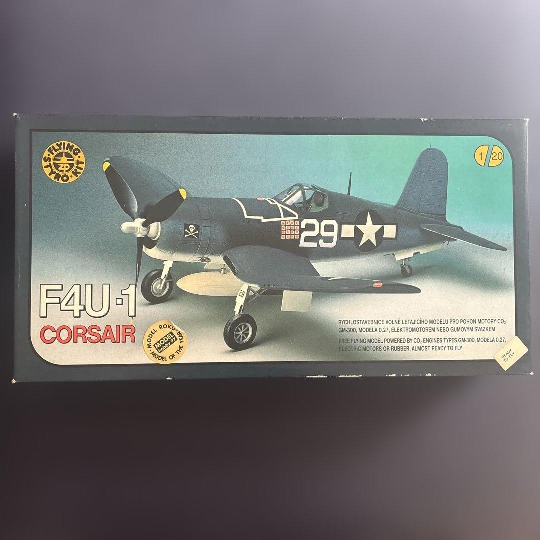 フライングスタイロ社 F4U-1 Corsair 1/20 組み立てキット フライングスタイロ社 F4U-1 Corsair 1/20 組み立てキット Amazon.com