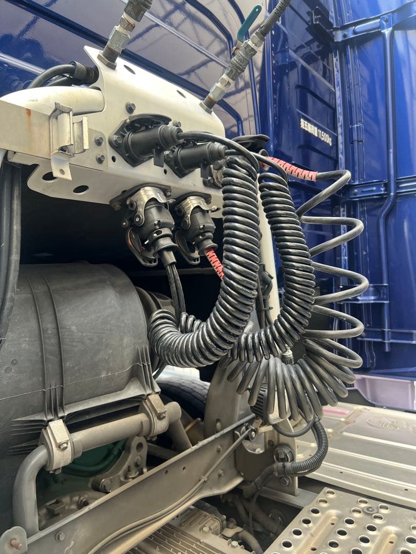 ボルボ トレーラーABS EBS 電源コード7芯 スパイラル 電源ケーブル