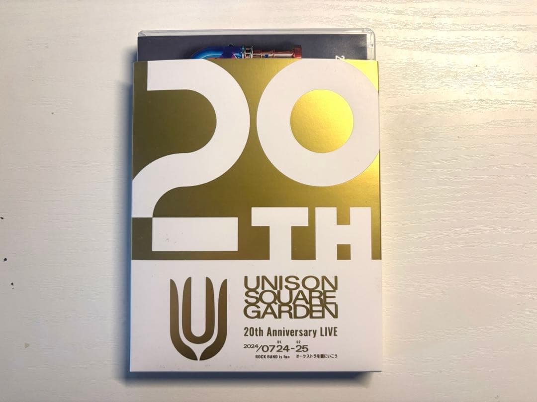 【初回プレス分】 UNISON SQUARE GARDEN 20th UNICITY限定】UNISON SQUARE GARDEN 20th Anniversary photo book “20