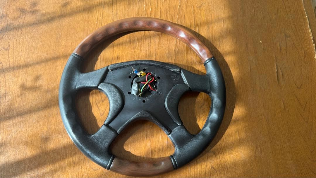 MOMO モモ オリンピック (3？) ステアリング ハンドル - メルカリ