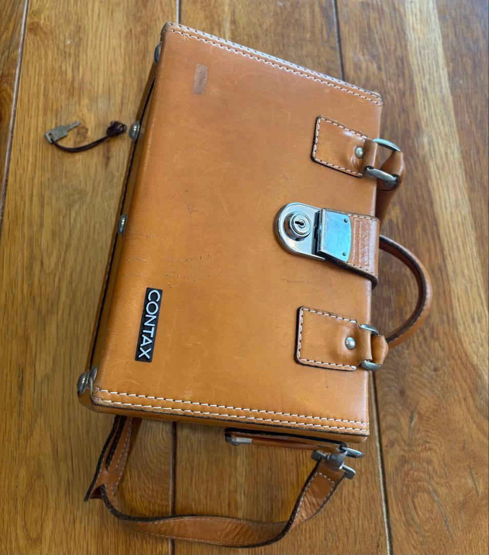 希少！CONTAX コンタックス ZEISS 西ドイツ 純正 本革カメラバッグ