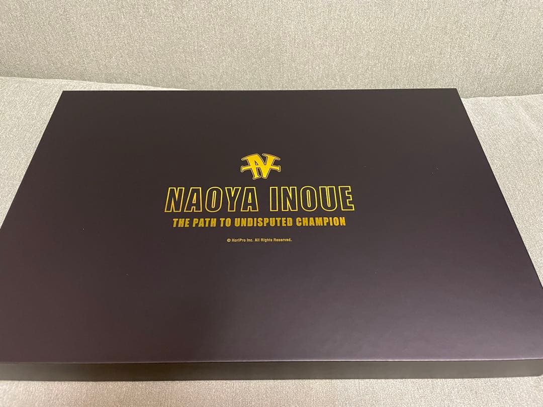 井上尚弥 直筆サイン付 額装ピンズセット（プレミアム版） 限定100