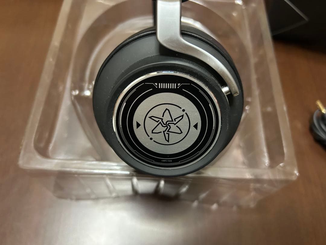 ヘブンバーンズレッド ワイヤレスヘッドホン AOW03 茅森ルカ ヘブバン