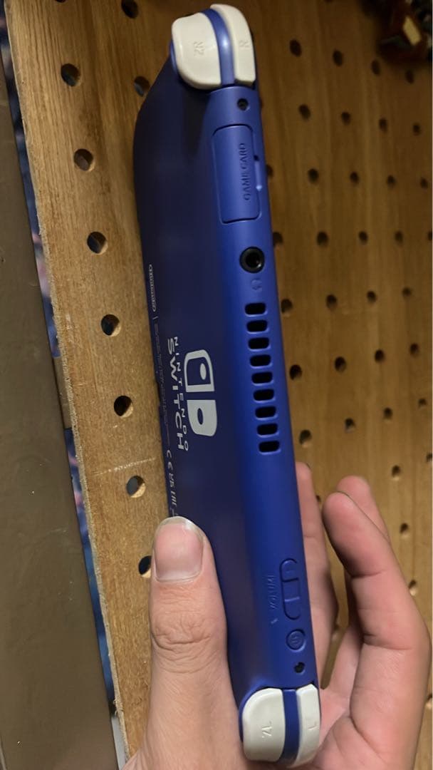 Nintendoスイッチライト どうぶつの森 任天堂株式会社 ニュースリリース :2023年10月12日 - 『あつまれ