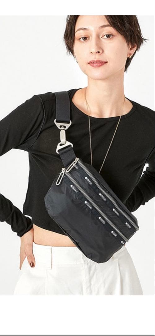 レスポートサック　新品未使用 エッセンシャル　ベルトバッグ ブラックC LeSportsac（レスポートサック） ボディバッグ ESSENTIAL