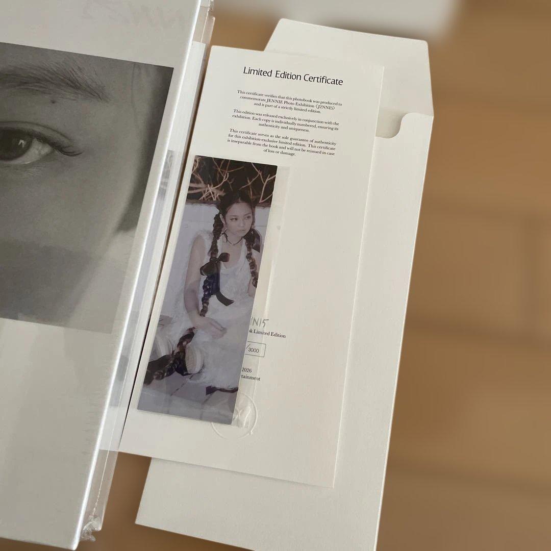 新品未開封】JENNIE J2NNI5フォトブック シリアルナンバー しおり付