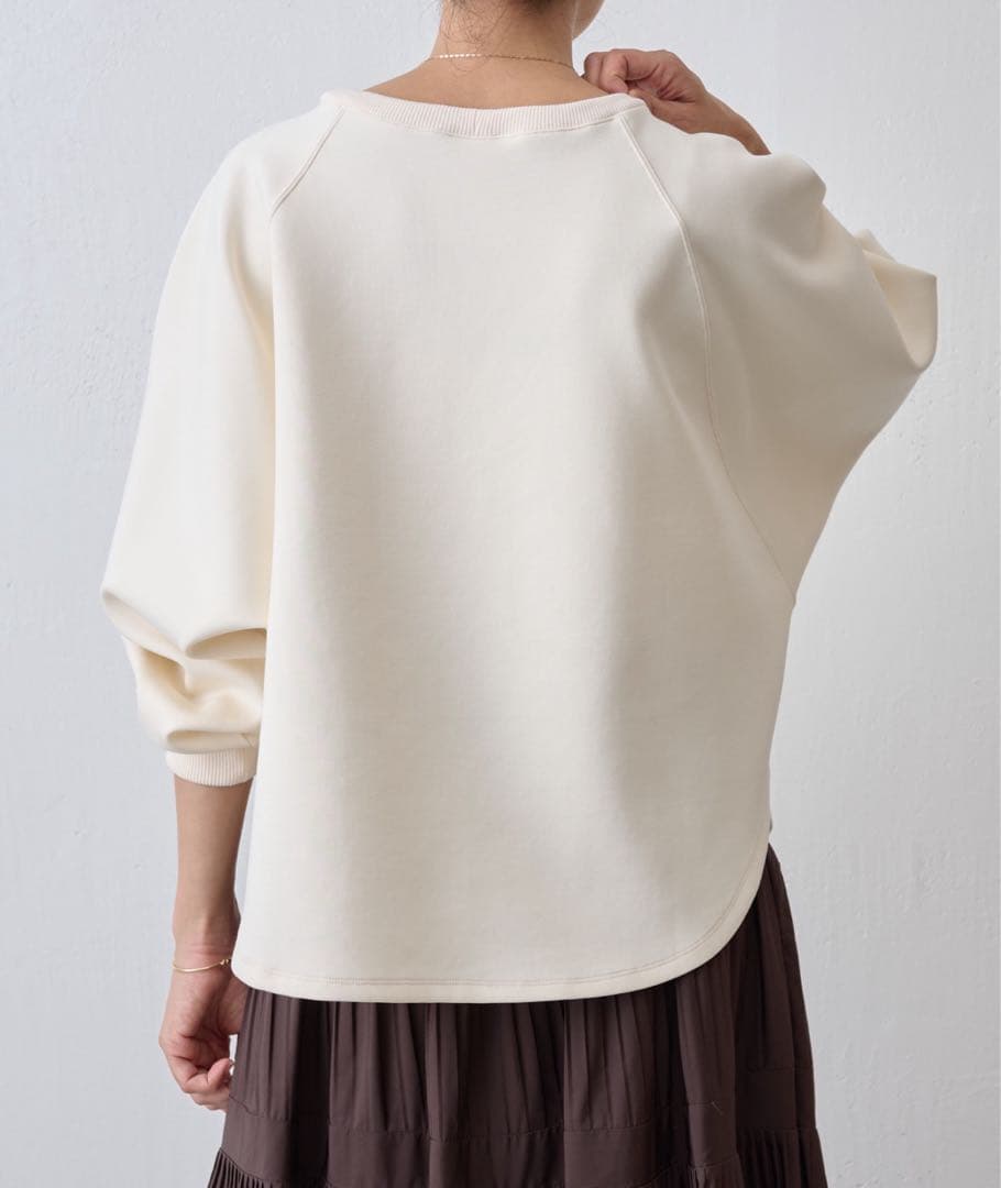 24SS】BEARDSLEY ダンボールサークルプルオーバー アイボリー