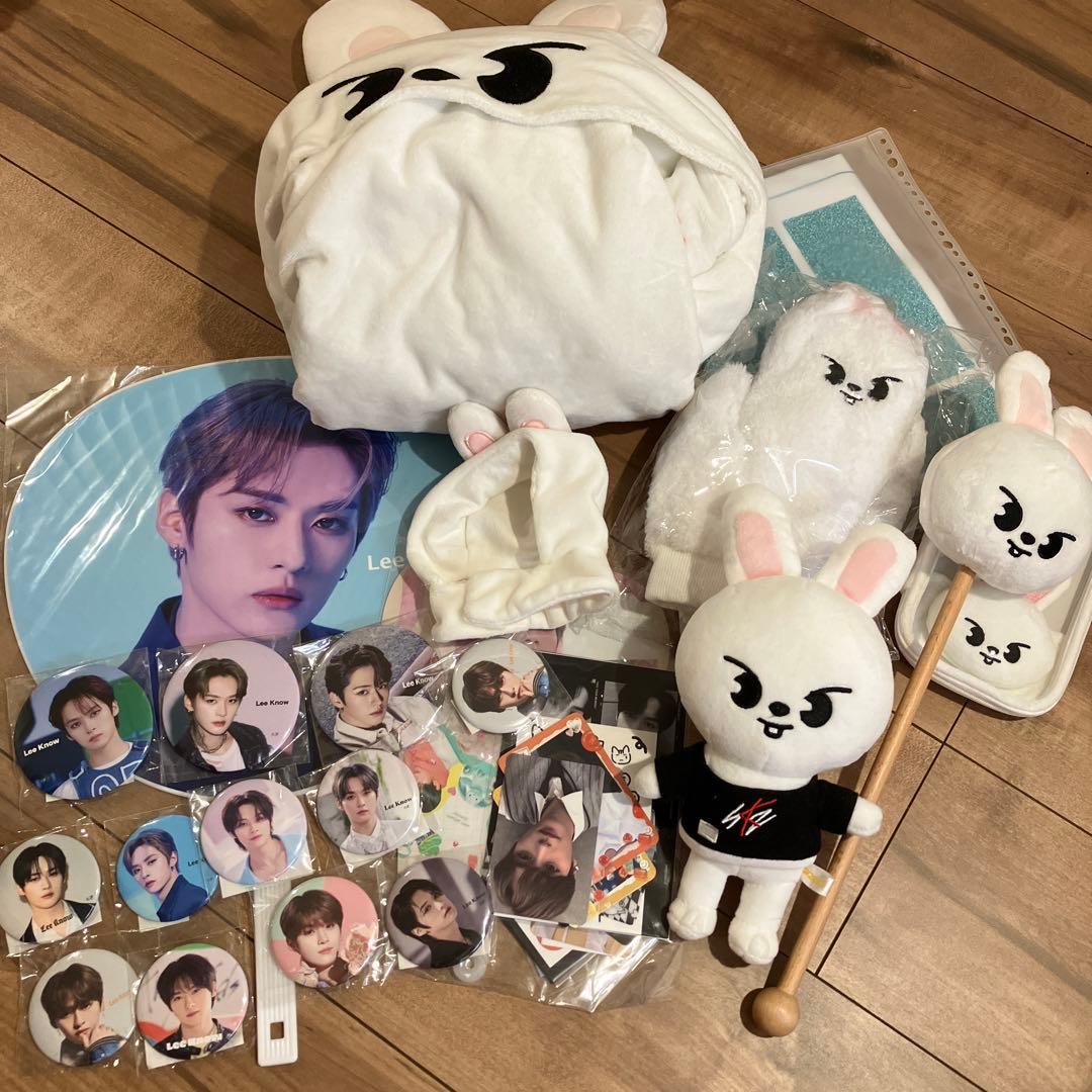 最終値下げ straykids スキズ リノ リービット グッズセット - メルカリ