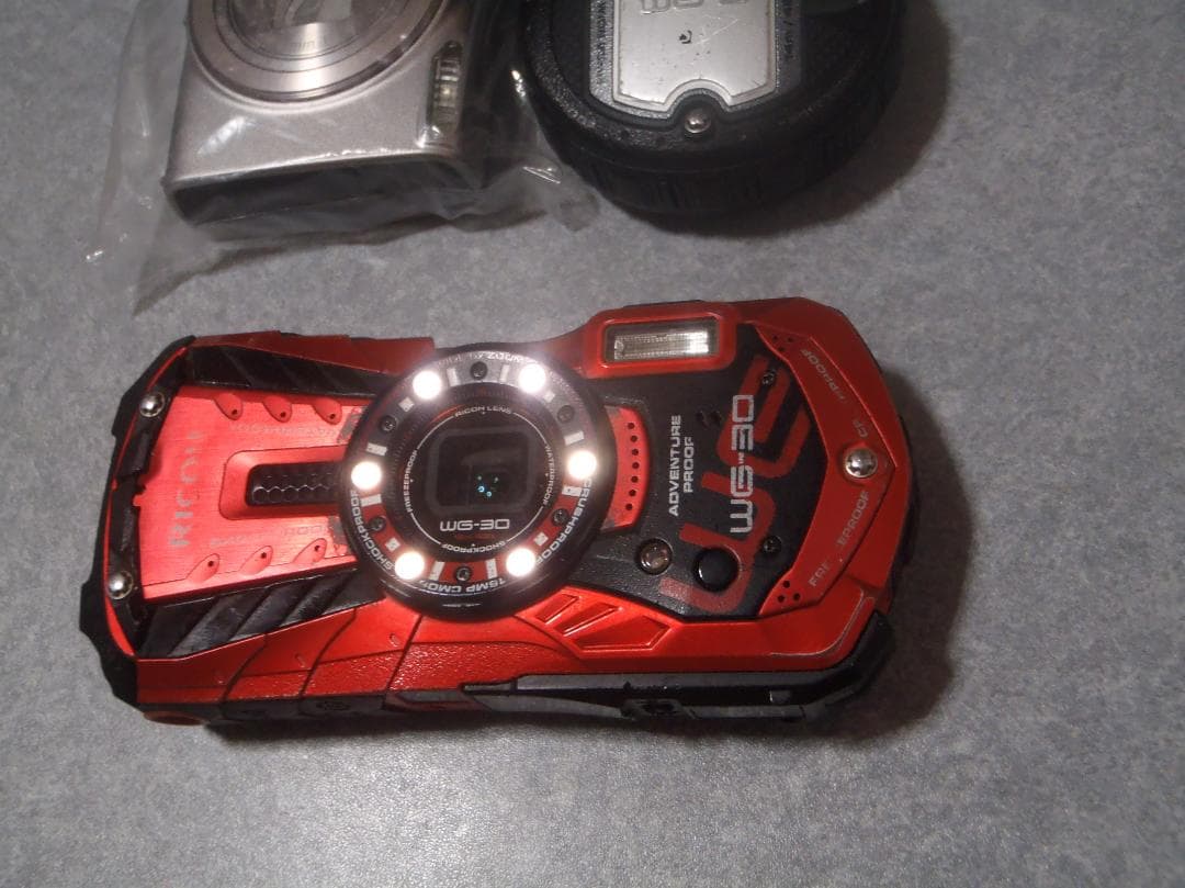 ❤️動作品❤️リコー★WG３０❤️人気色 赤★防水カメラ Amazon | RICOH 防水デジタルカメラ RICOH WG-30 エボニーブラック