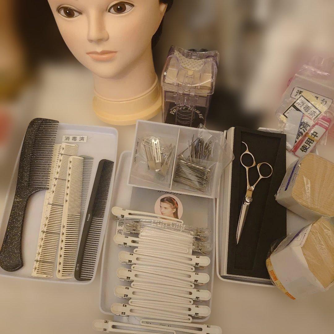 ぽ*ま様 美容師国家試験セット一式 48000円のカットハサミ、消耗品
