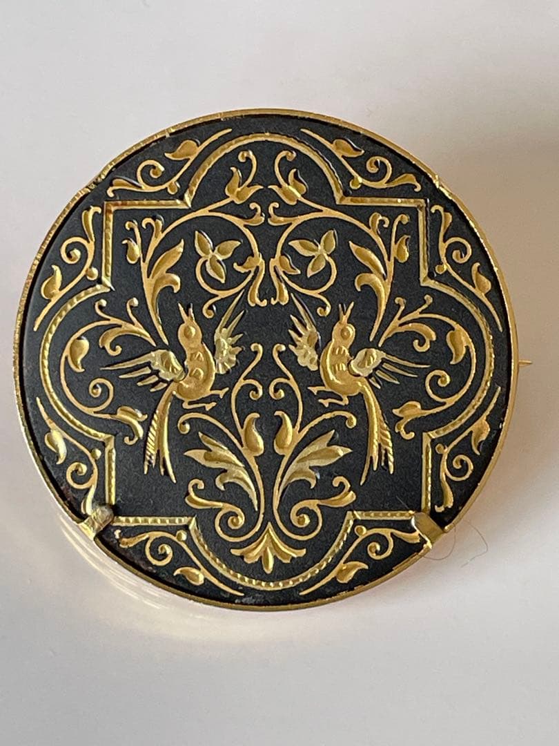 スペイン 象嵌細工 ダマスキナード ブローチ - メルカリ