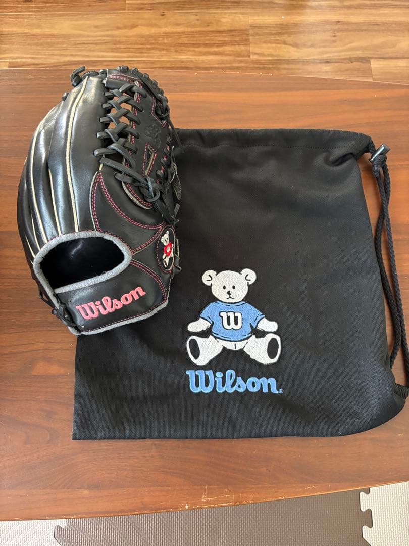 限定値下げ Wilson ウィルソンベア　軟式・ソフトボールグラブ　グラブ袋付 Wilson（ウイルソン） ウイルソン/ウィルソン 限定 グラブ袋 グラブ
