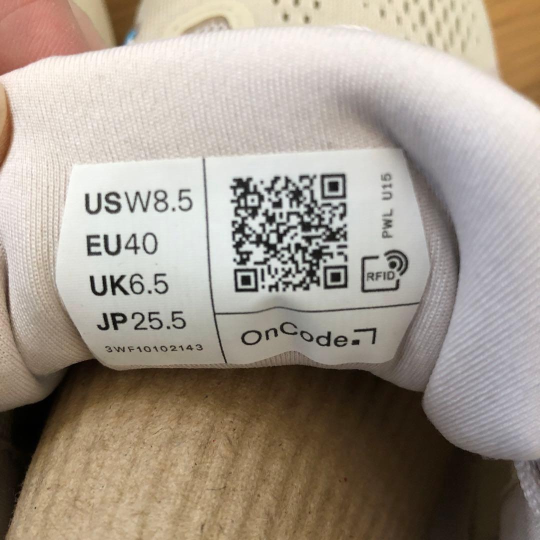 On ランニングシューズ Cloudsurfer 2 25.5cm