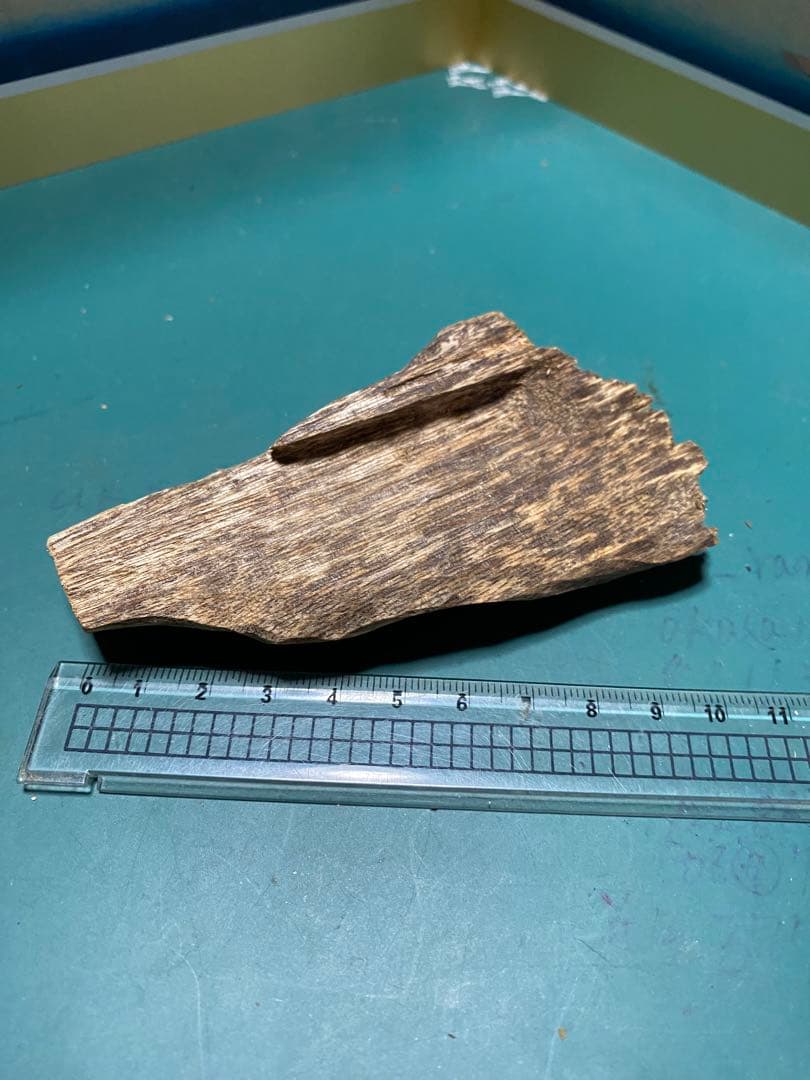 特選ベトナム産 沈梗24.3g / 沈香 香木 お香 伽羅 羅国 - メルカリ