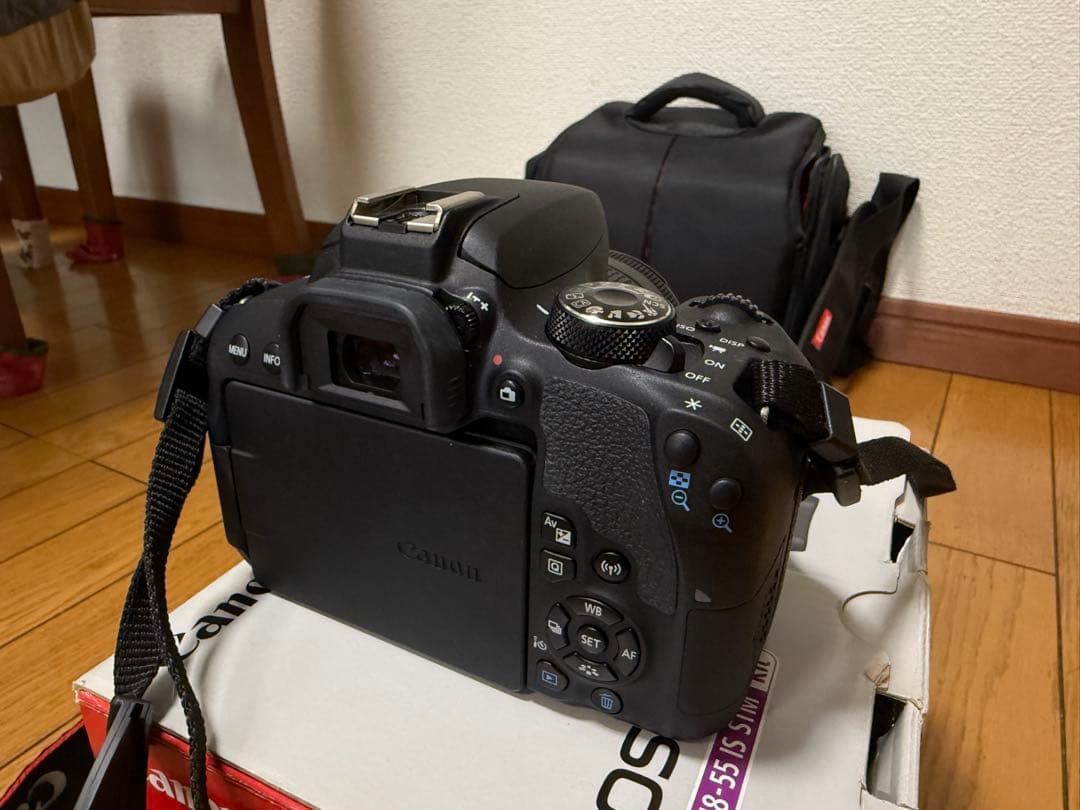 美品】Canon EOS 800D（海外版）☆シャッター回数わずか1331回 - メルカリ