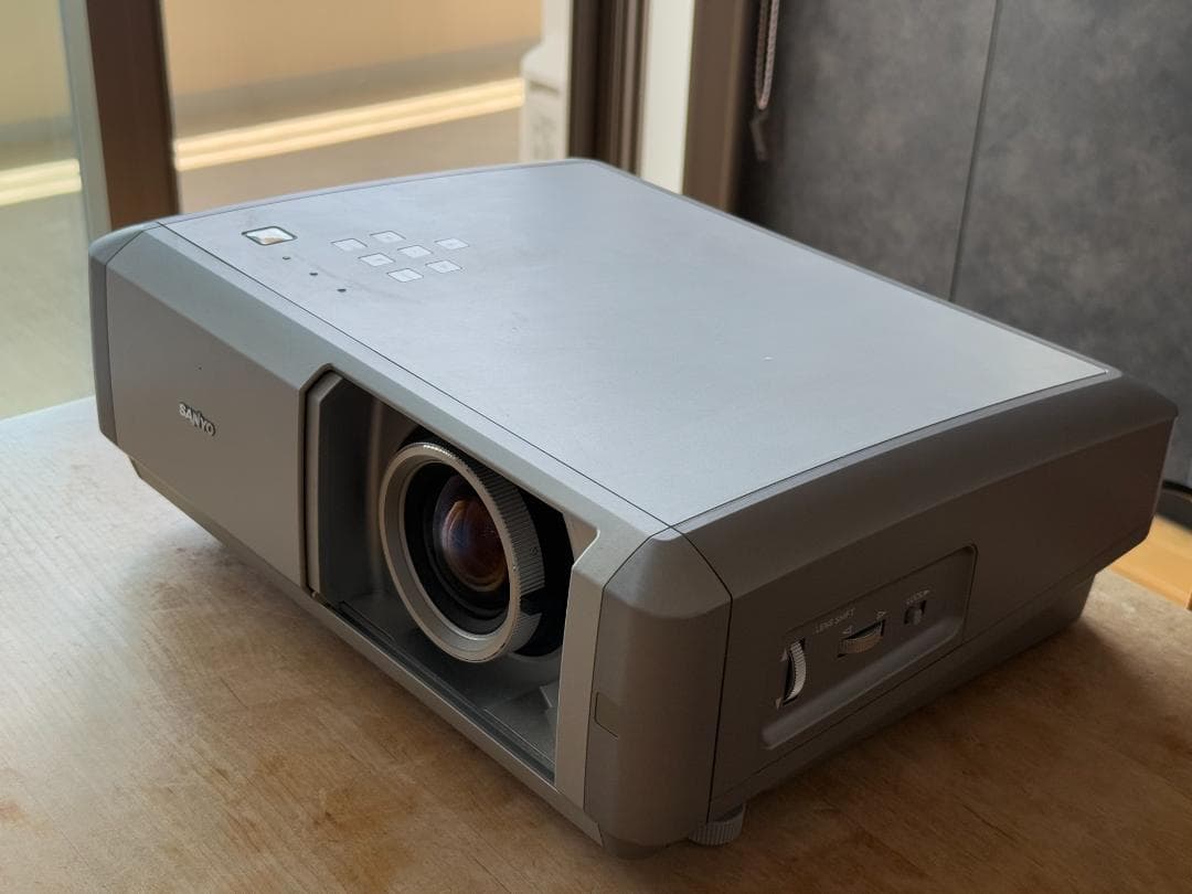 8.ポケットテレビ FL-TVR32(3.2型ワンセグテレビ FM/AMラジオ