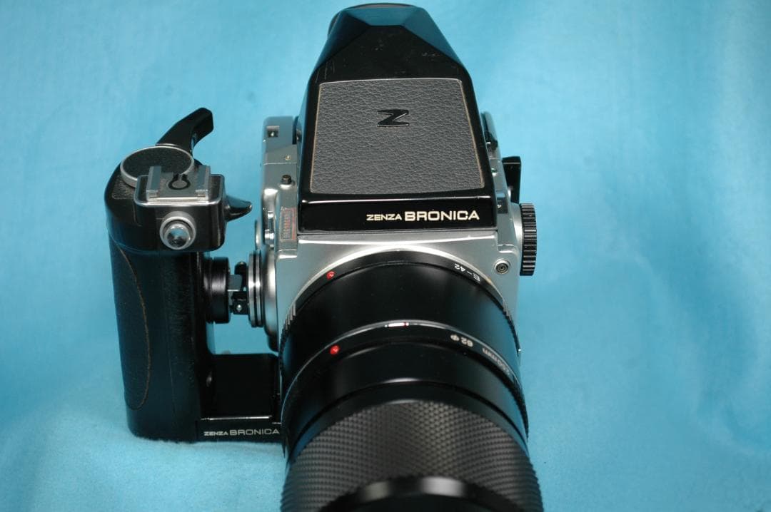 ZENZA BRONICA ETR 《動作品》