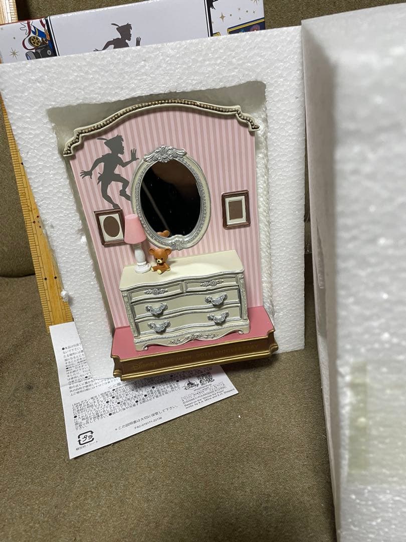 ディズニーストア ピーターパン 30周年 タンス型小物入れ ライト付き