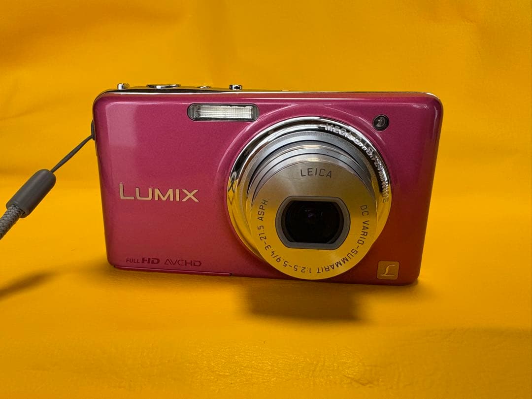 す*〜様 パナソニック　LUMIX FX77 ピンク Panasonic Digital Camera LUMIX FX77 12.1 MP Lily White DMC-FX77