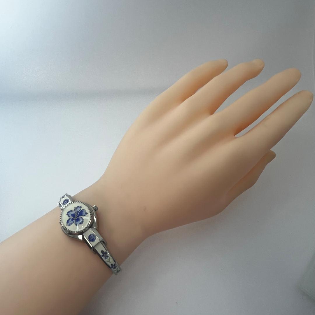 アンドレムッシュ クォーツ腕時計 バングル スイス製 ヴィンテージ