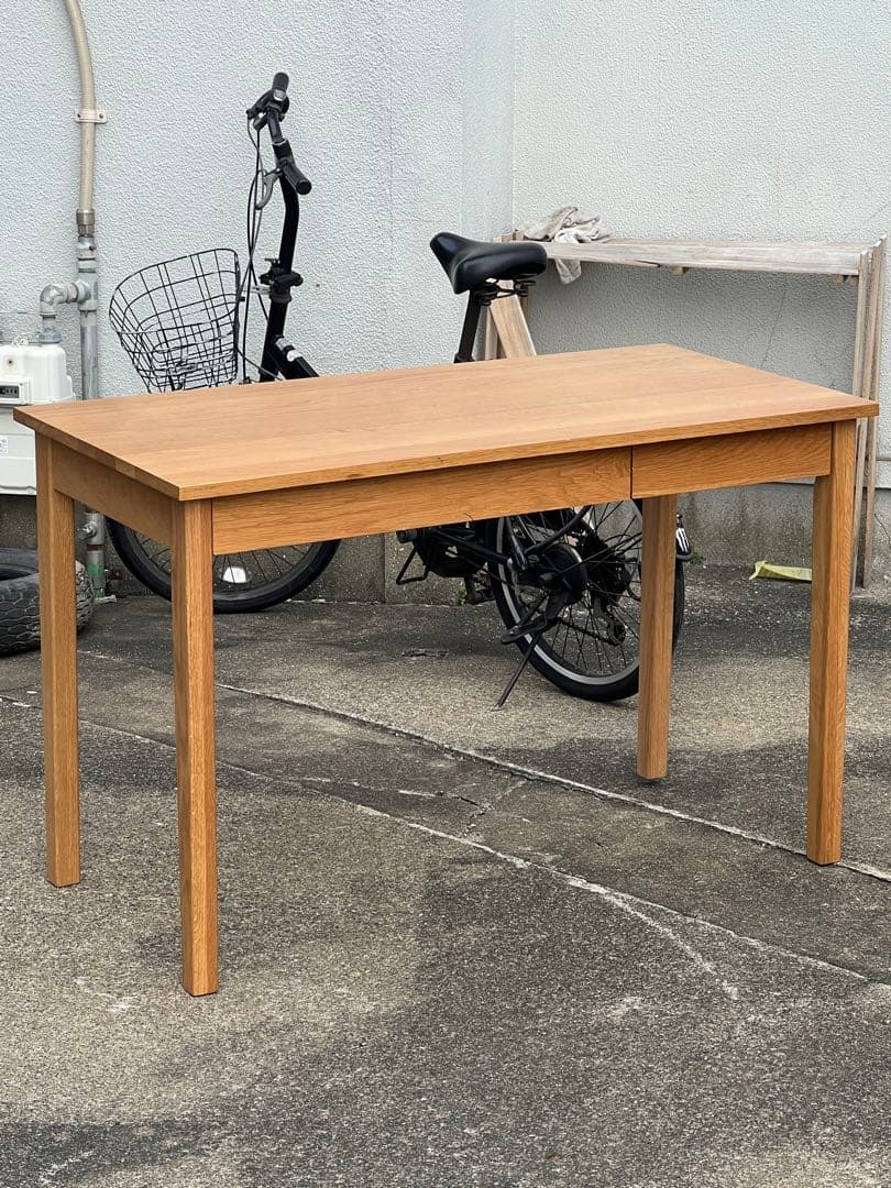無印良品 学習机 木製デスク オーク材 2 無印良品が足元棚付の「オーク無垢材デスク」発売！従来型と比較して