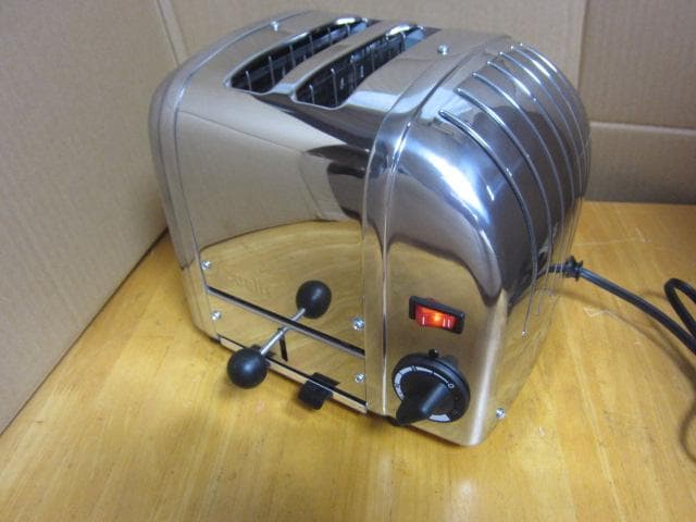 Dualit/デュアリット クラシックトースター 2SLJP 2枚焼 英国製 楽天市場】トースター 2枚焼 クラシック デュアリット イギリス製