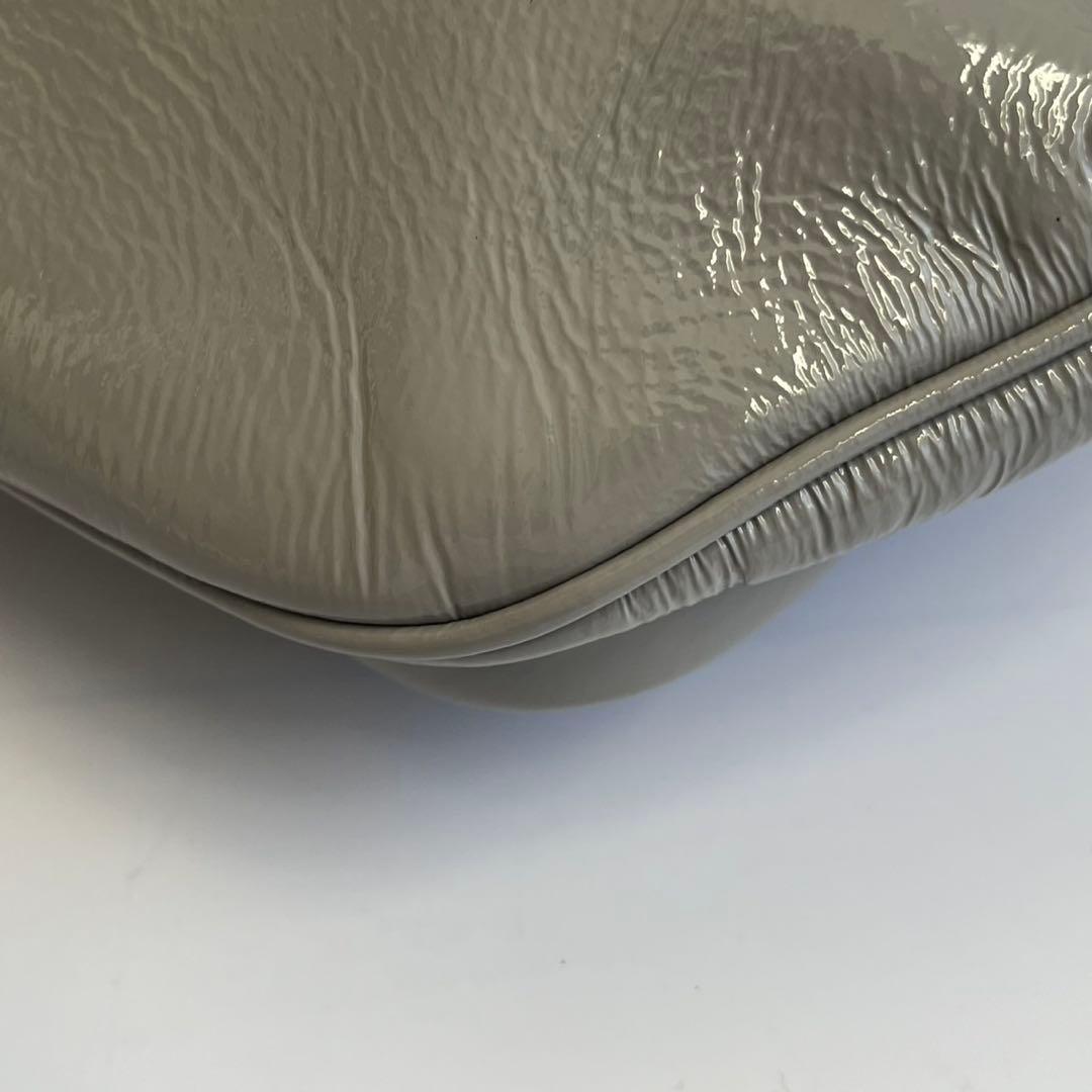 ✨未使用品✨ MARNI ウエストポーチ パテント エナメル グレー 近年