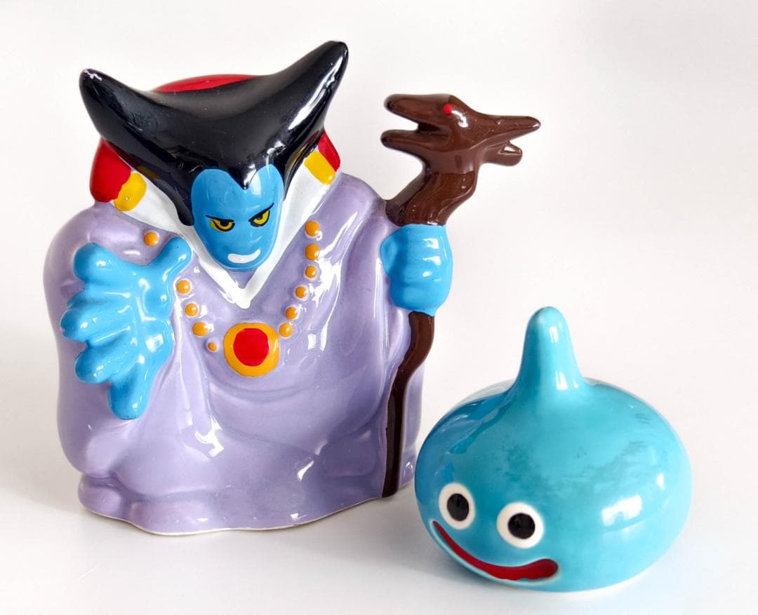 ドラゴンクエスト 陶器人形 竜王&スライム ドラゴンクエスト AM 伝説の魔王 フィギュア 竜王 17cm ドラクエ