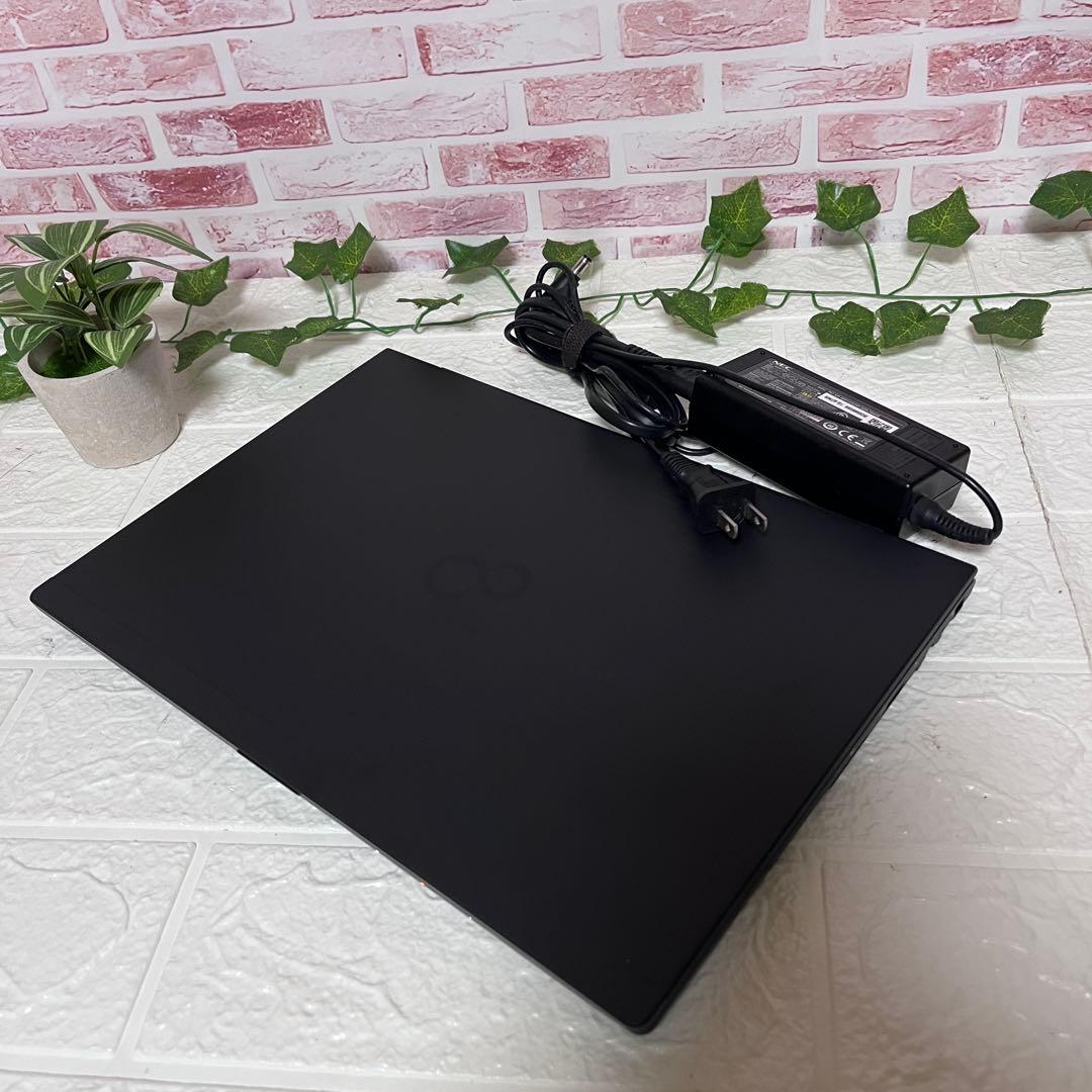 超美品SSD128GB メモリ8G☆Bluetooth 高解像度 ノートPC17