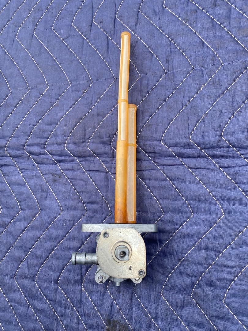 HONDA VFR 400 スパーダ 燃料コック HONDA VFR 400 スパーダ 燃料コック HONDA VFR 400 スパーダ 燃料コック