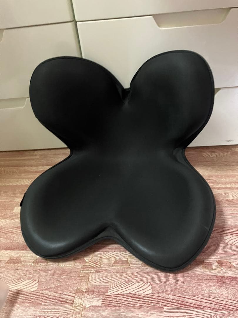 ボディメイクシート スタイル 姿勢矯正クッション 骨盤矯正　style Amazon | MTG 骨盤サポートチェア Body Make Seat Style(ボディメイク
