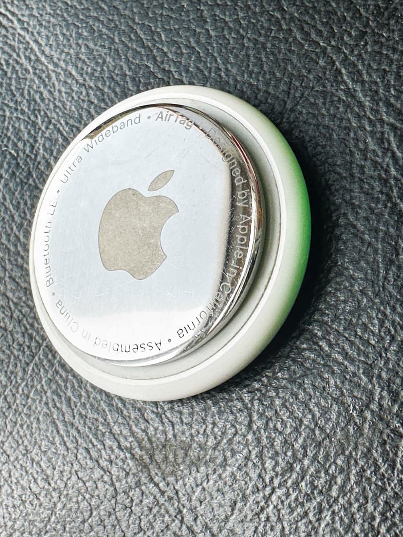 BOTTEGA VENETA イントレチャートラバーシリコンAirTag ケース - メルカリ