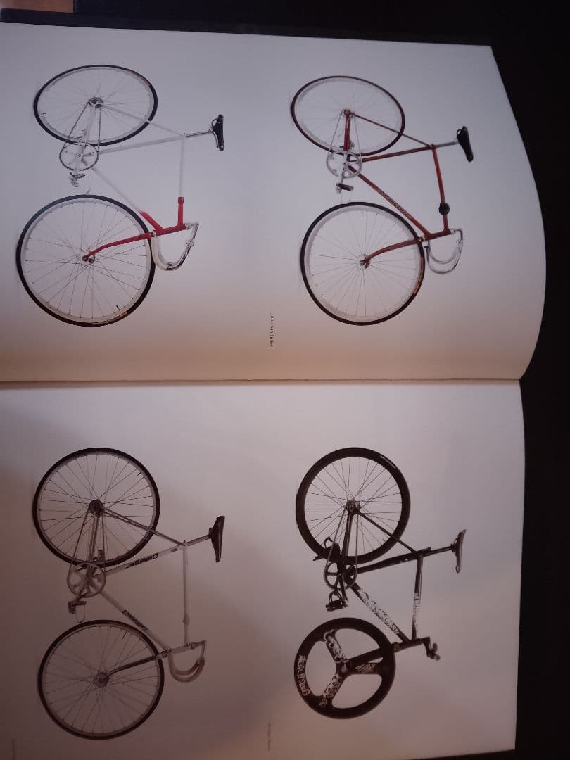 MASH 写真集　ピスト　leader dosnoventa