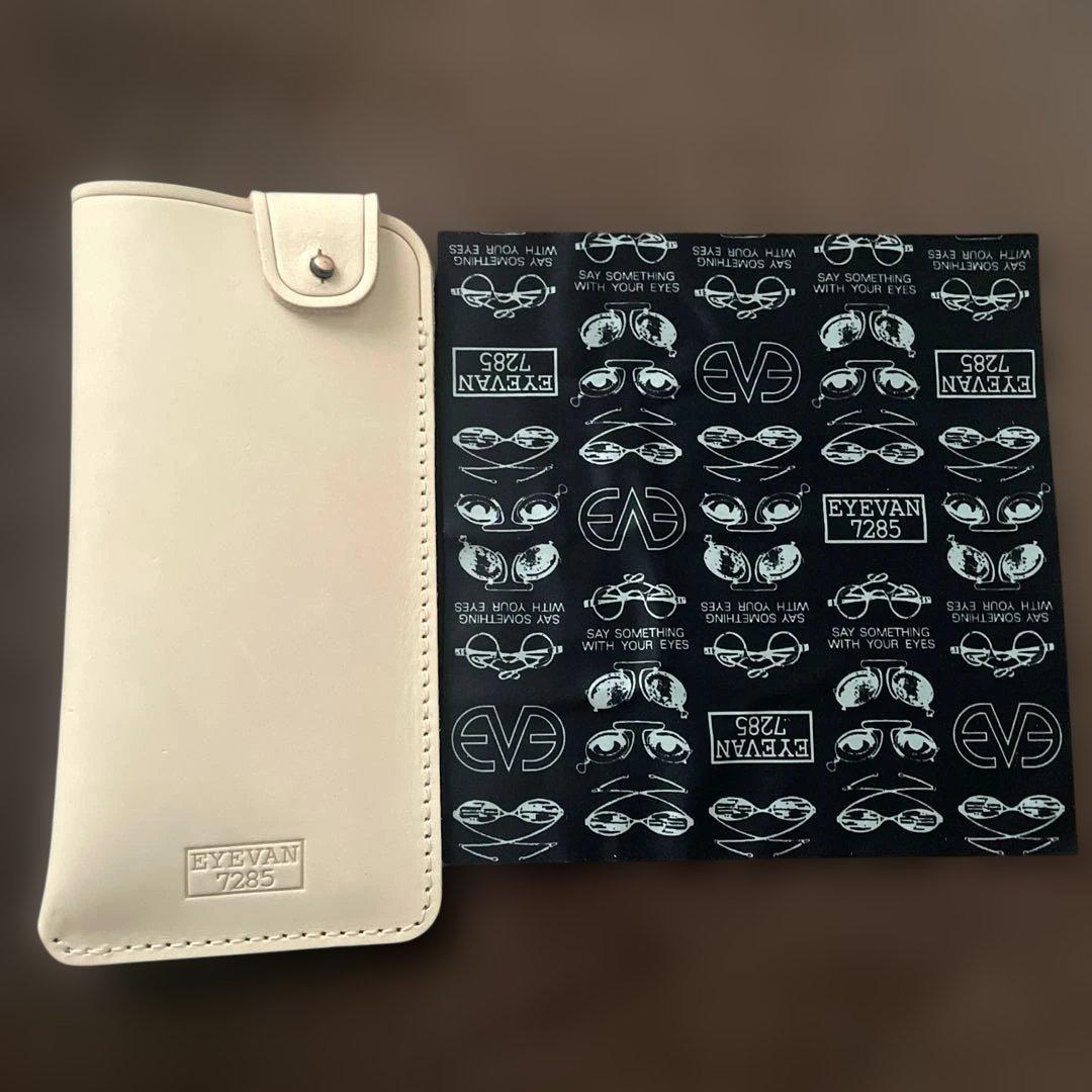 新品未使用】eyevan7285 レザーケース - メルカリ