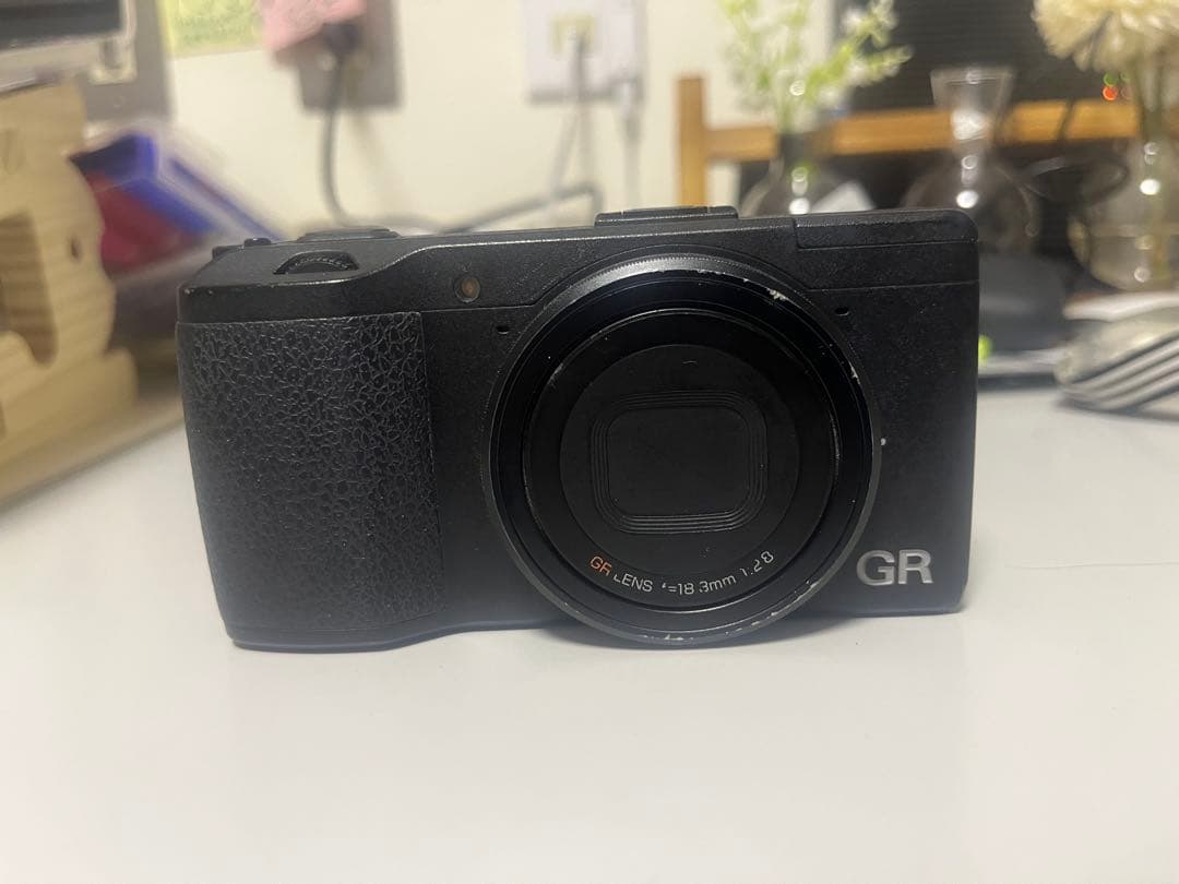RICOH GR デジタルカメラ これに代わるものはない！稀代のスナップシューター｜リコー GR