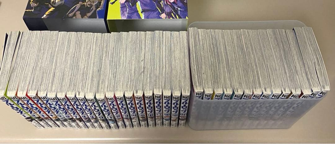 ブルーロック 全巻セット 1~35巻＋収納BOXの通販｜www.reigneleven.com