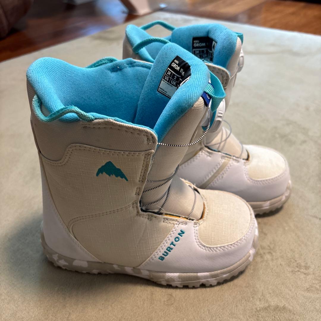 Burton 子ども用　スノーボード　ブーツ キッズ Burton ミニグロム スノーボードブーツ | 7C-13C | Burton.com