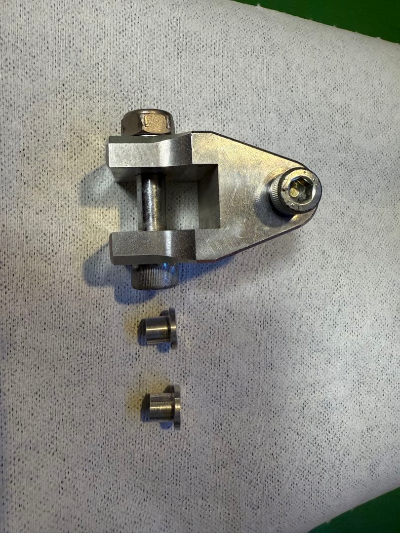 ダイレクトドットコムレーシングNS50F用アダプタ（NSF100純正サス装着