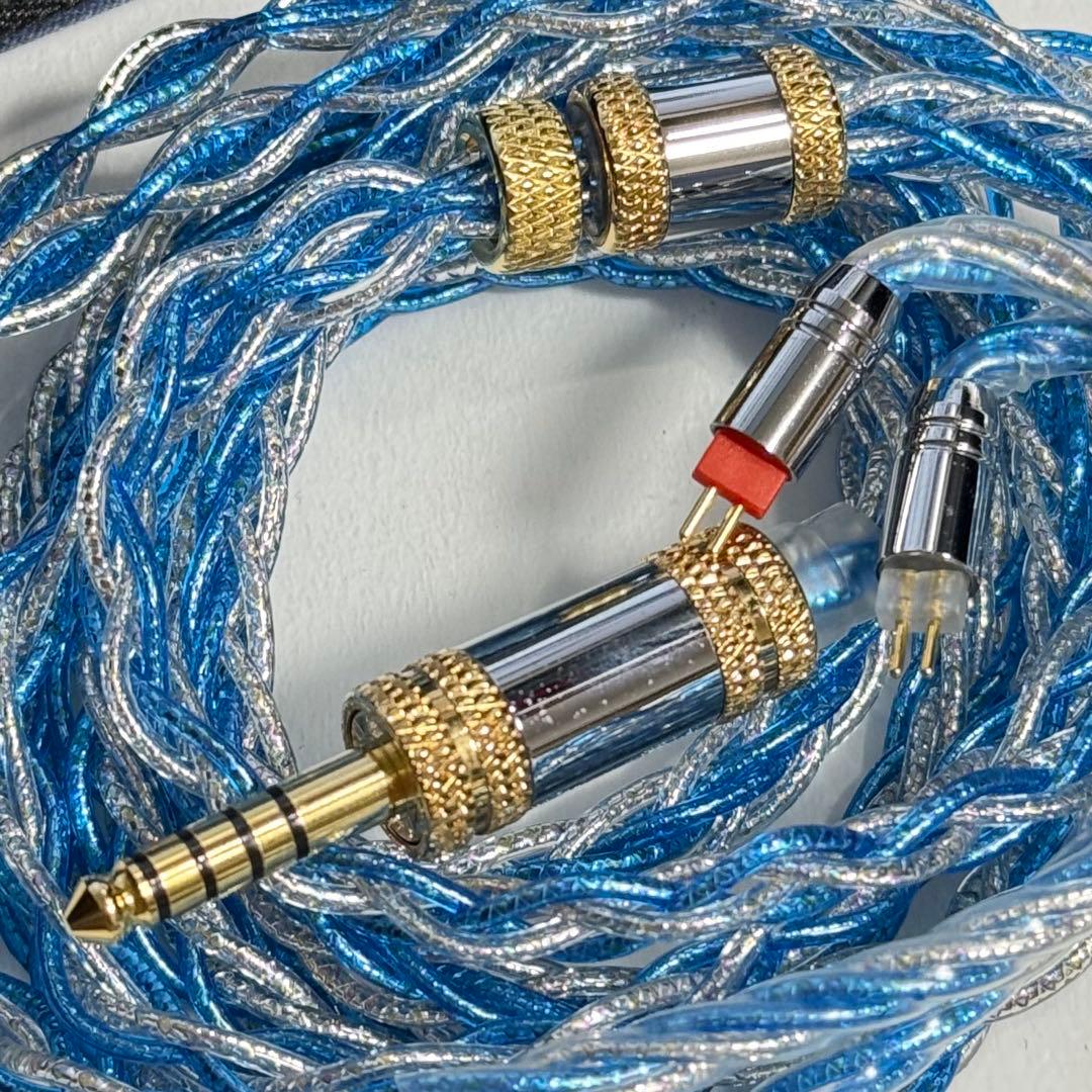 ivipQ-03 Black Fox 4.4mm 2pin バランスケーブル