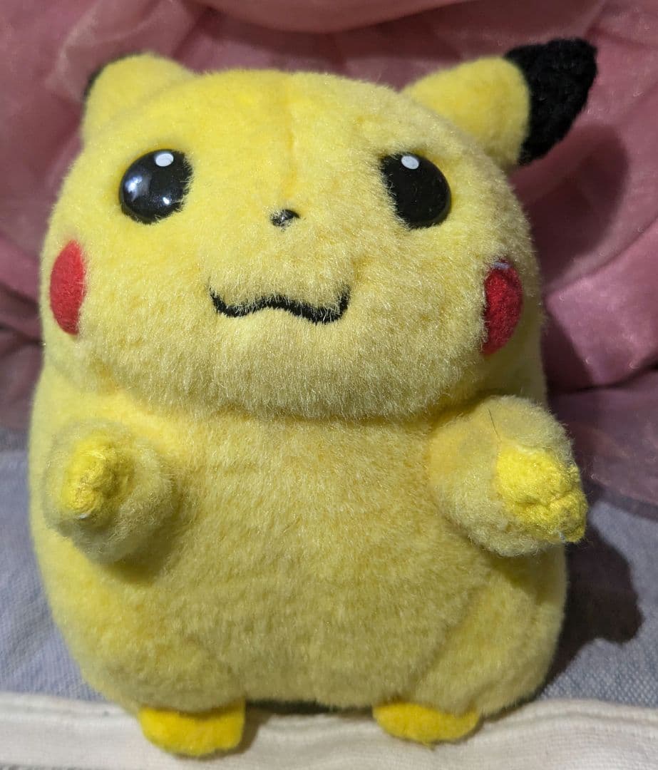 ピカチュウ TOMY ぬいぐるみ 初期ピカ ずんぐりむっくり 初代ポケモン