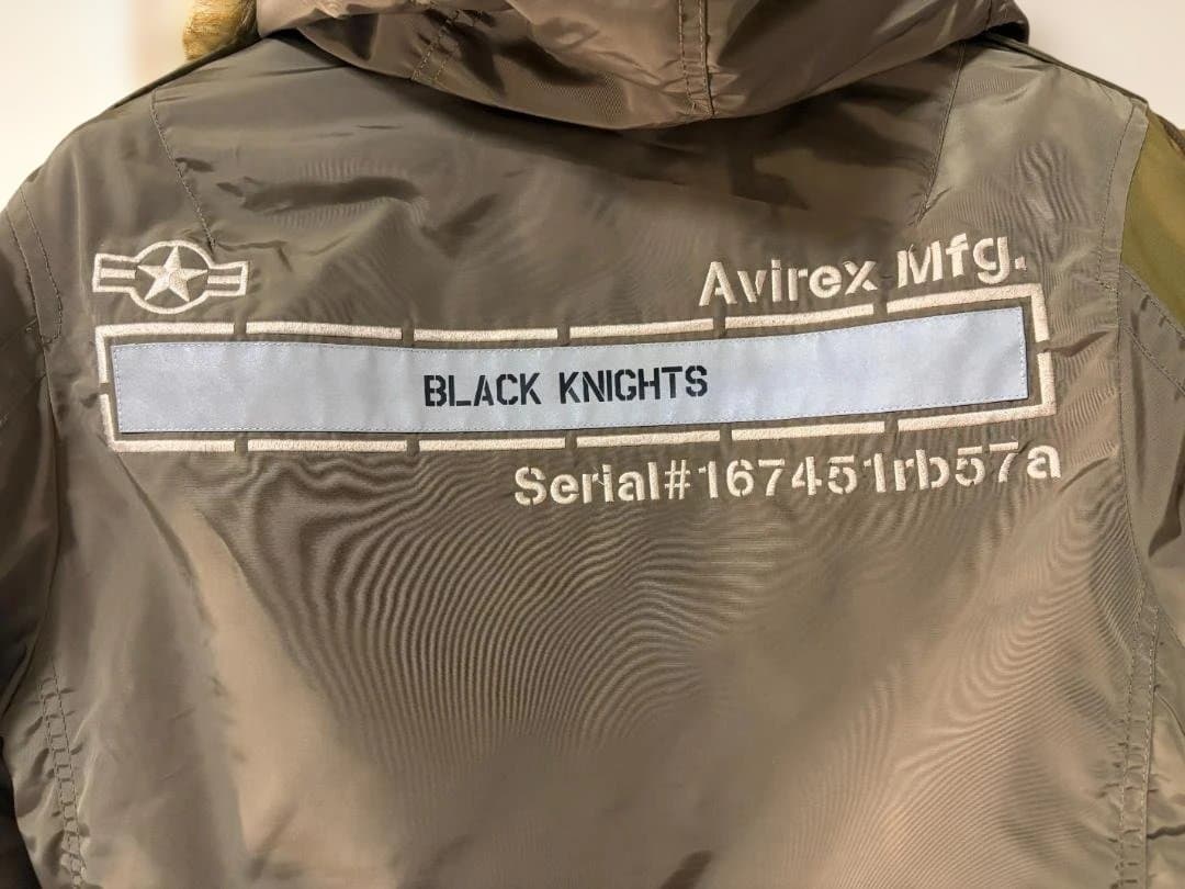 希少】AVIREX N-3B BLACK KNIGHTS 冬本番の主役コート - メルカリ