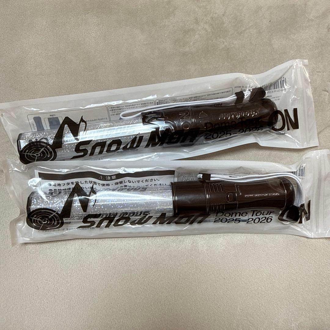 Snow Man 2025-2026 Home Tour ペンライト 2本セット - メルカリ