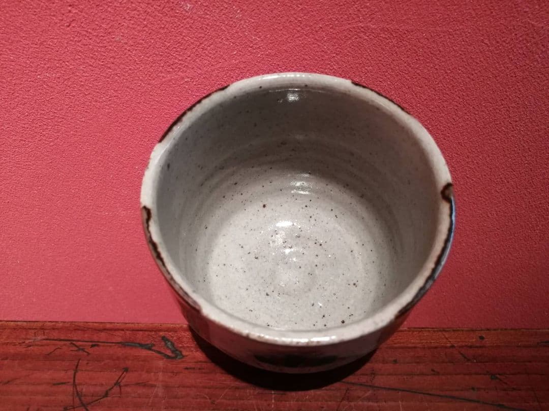 浜田友緒・作 赤絵茶碗（初窯作品） 共箱・略歴栞付き