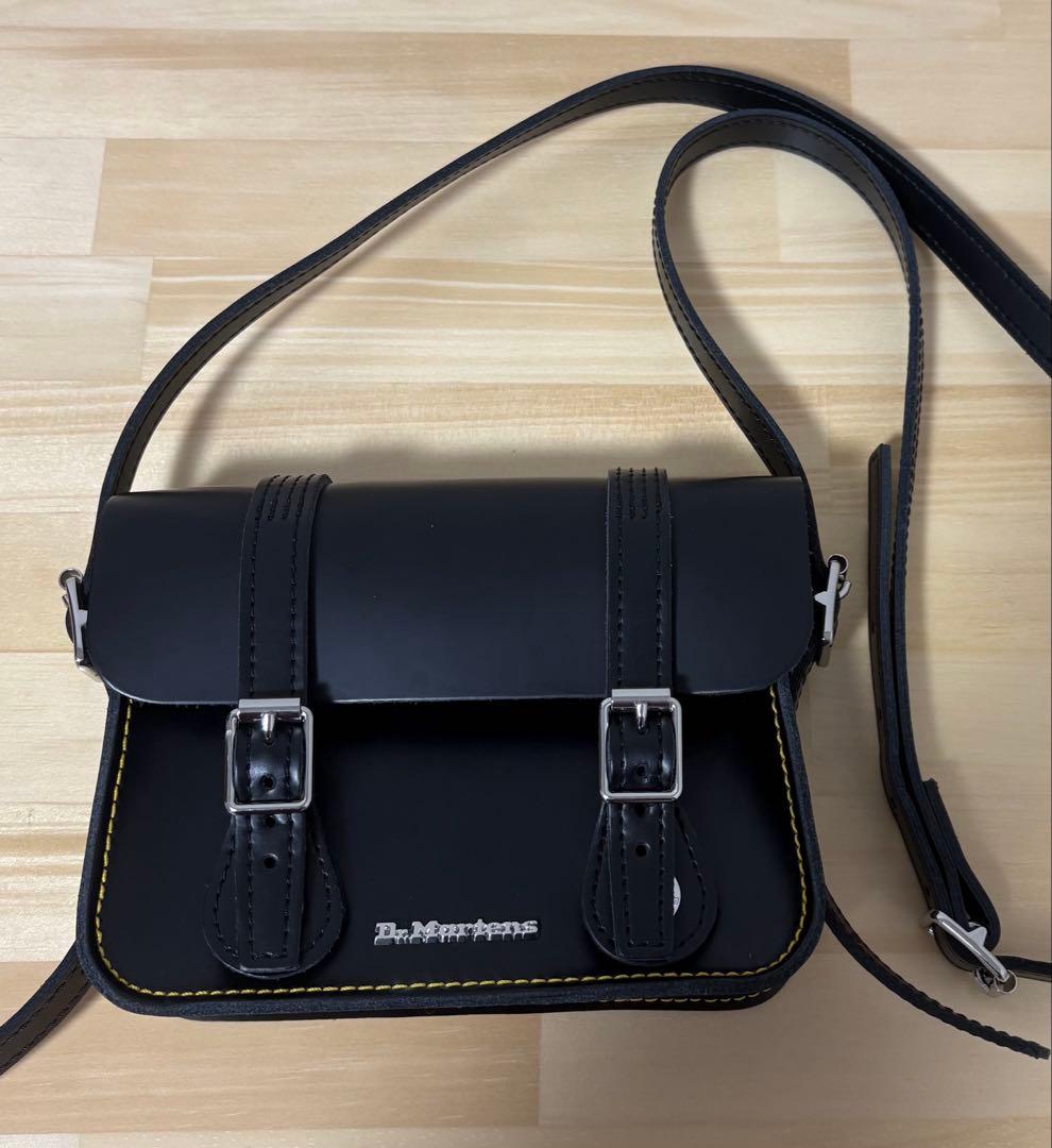 【まーさん専用】Dr. Martens7インチ サッチェルバッグ 1-drm-u-bag-05.jpg