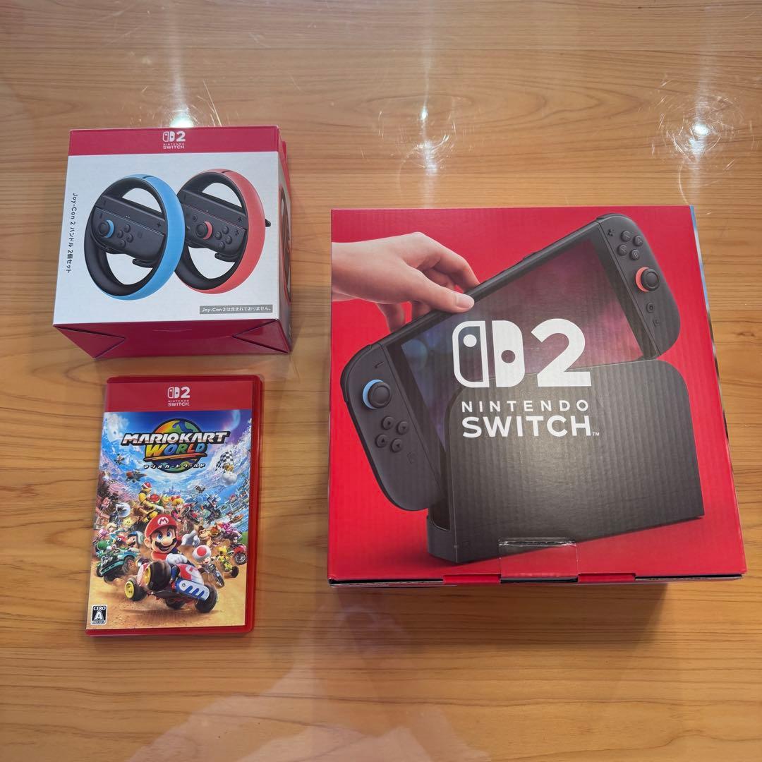 NintendoSwitch2本体、マリオカートワールド、ジョイコン2ハンドル Amazon.co.jp: 【任天堂ライセンス商品】マリオカート ワールド Joy