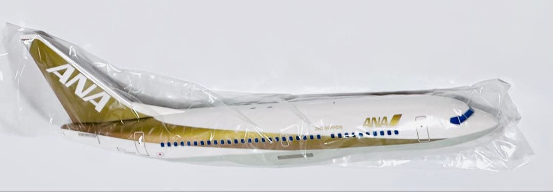 イワヤ 1/130 ANA B737-700 ゴールドジェット スーパーサウンド - メルカリ
