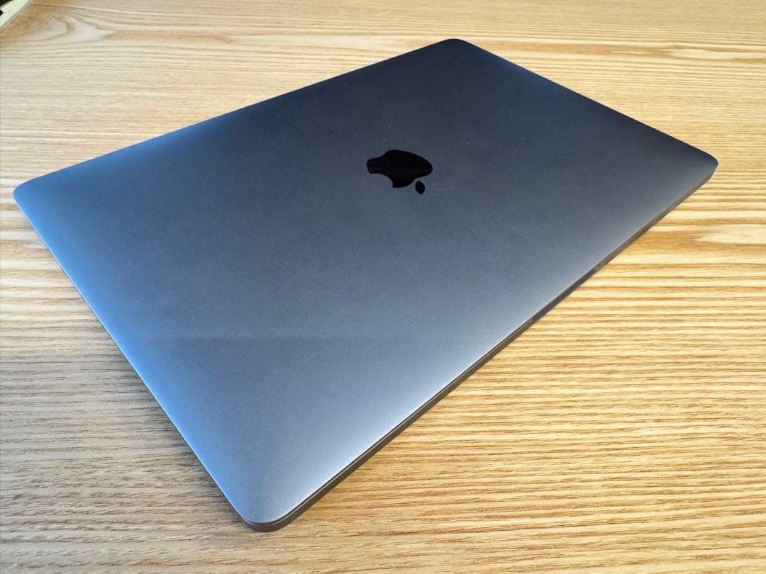 MacBook Pro M1 8GB 256GB 【美品】 Amazon.com: Apple MacBook Pro 2020 with Apple M1 Chip (13-inch